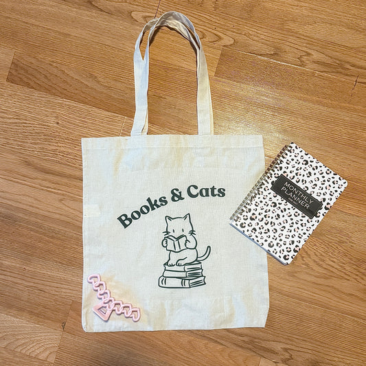 Books & Cats Tote Bag